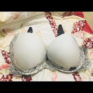 Victoria’s Secret push-up dream angels